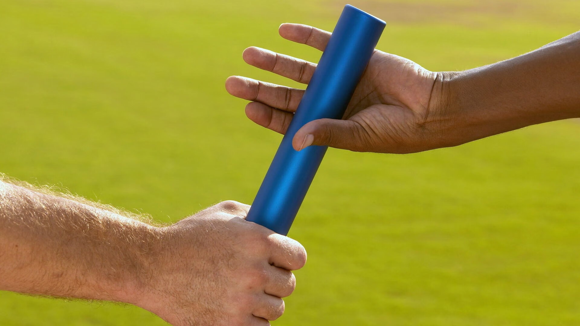 乐鱼娱乐app-《观众互动新体验:虚拟现实中的沉浸式观赛》,沉浸式虚拟演播室